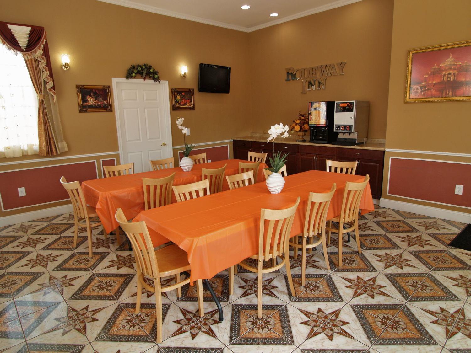 Parkway Philadelphia Airport Motel 2*